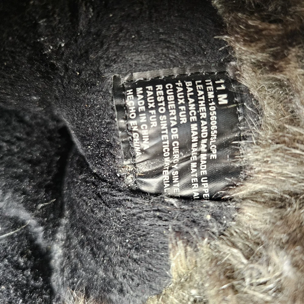 Khombu Black and Brown Winter Boots with Faux Fur - Picture 3 of 8